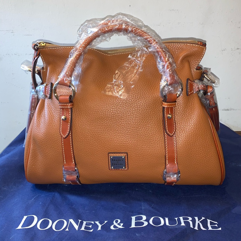 CARAMEL DOONEY & BOURKE HAND BAG